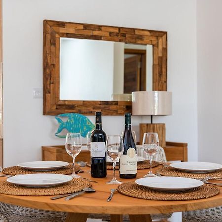 West Wood Holiday Apartment, C6 - Flic En Flac With Pool At A Quiet Location, Beautifully Decorated And Close To The Beach Exterior photo