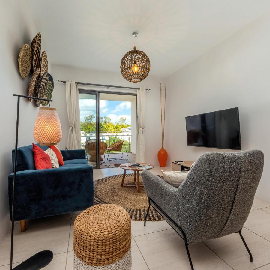 West Wood Holiday Apartment, C6 - Flic En Flac With Pool At A Quiet Location, Beautifully Decorated And Close To The Beach Exterior photo